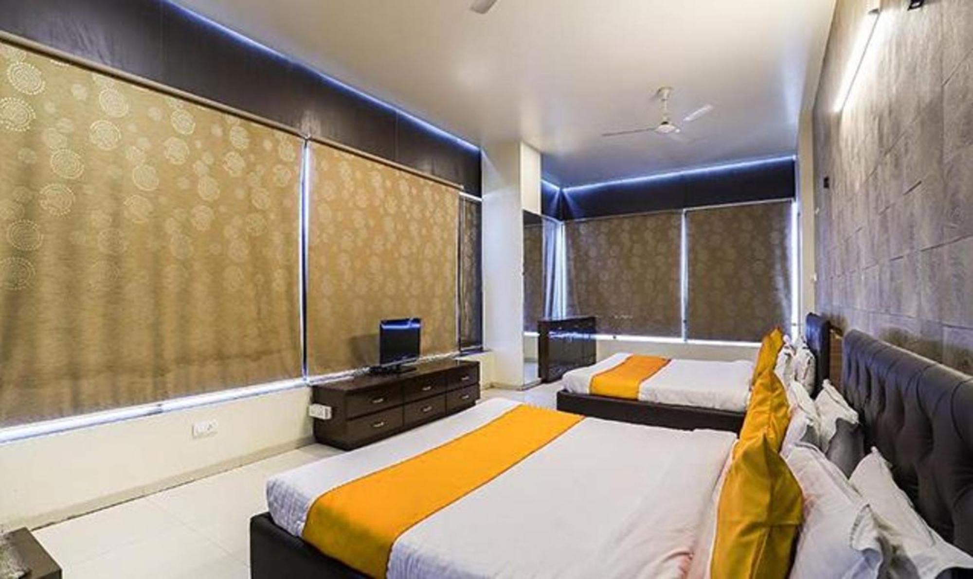 Hotel O Marigold Surat Eksteriør billede